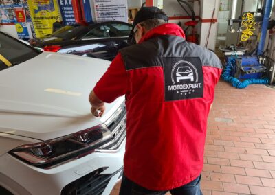 Szkoda z OC w Niemczech - jak przebiega wycena?